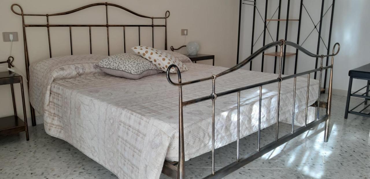 Phiniscollis B&B La Caletta Dış mekan fotoğraf