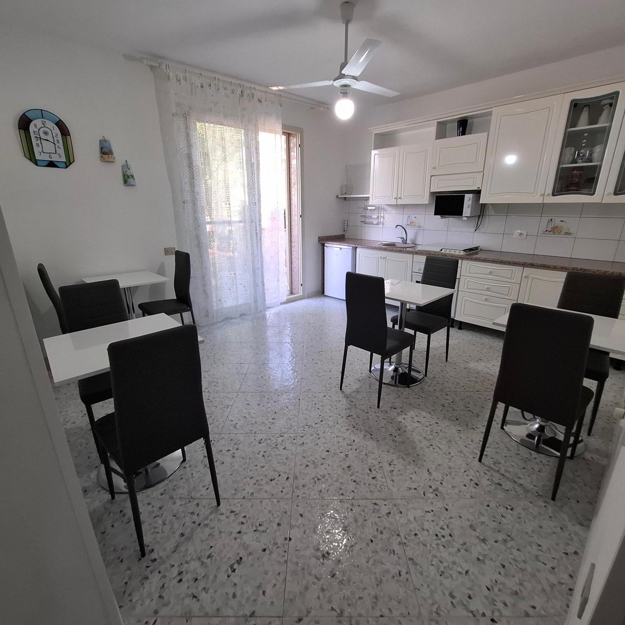 Phiniscollis B&B La Caletta Dış mekan fotoğraf